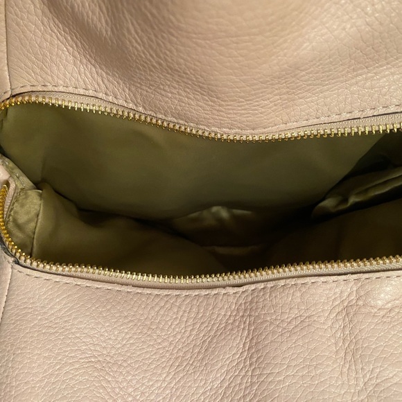 Gently used Coach Baby Pink Edie 31 Dalton Bag Purse Handbag Pocket Book - Picture 9 of 15